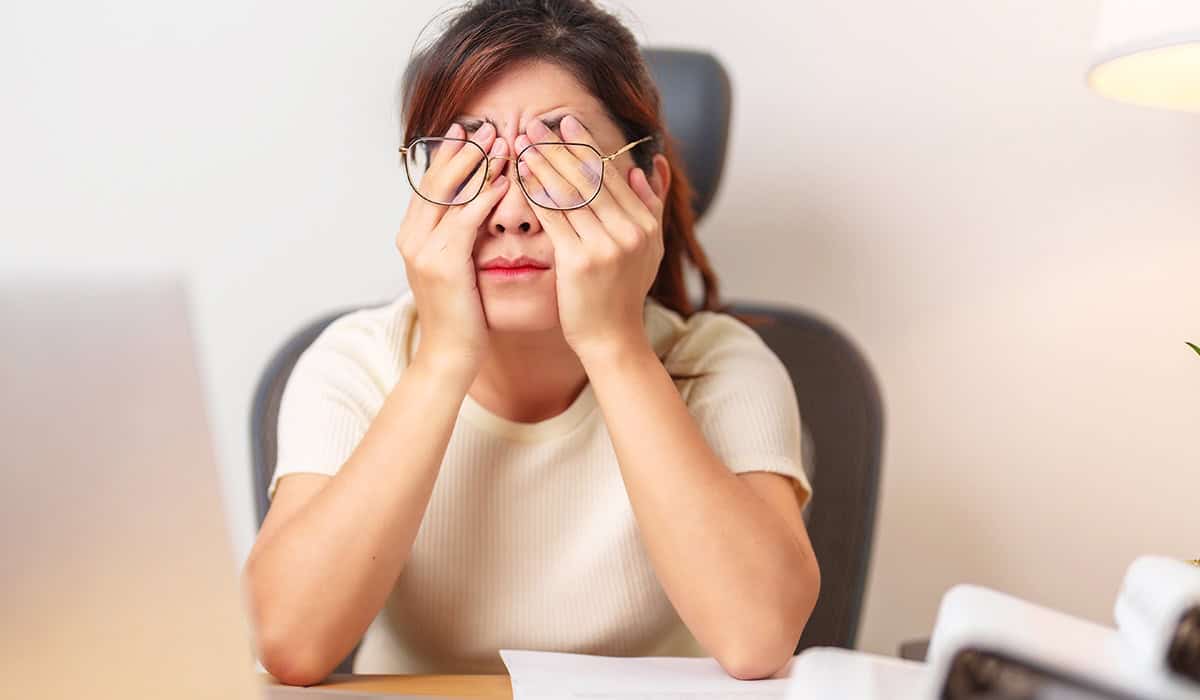 An image of a stressed woman